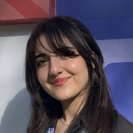 Defne Paklaci
